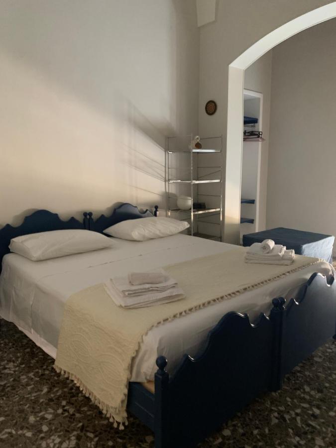 Le Tre Civette Bed & Breakfast Лече Екстериор снимка