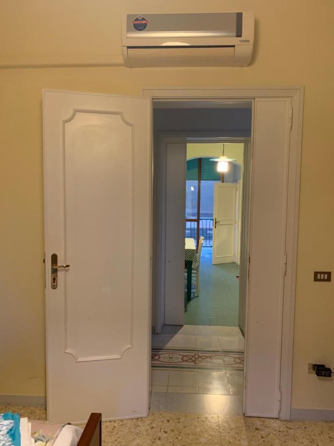 Le Tre Civette Bed & Breakfast Лече Екстериор снимка