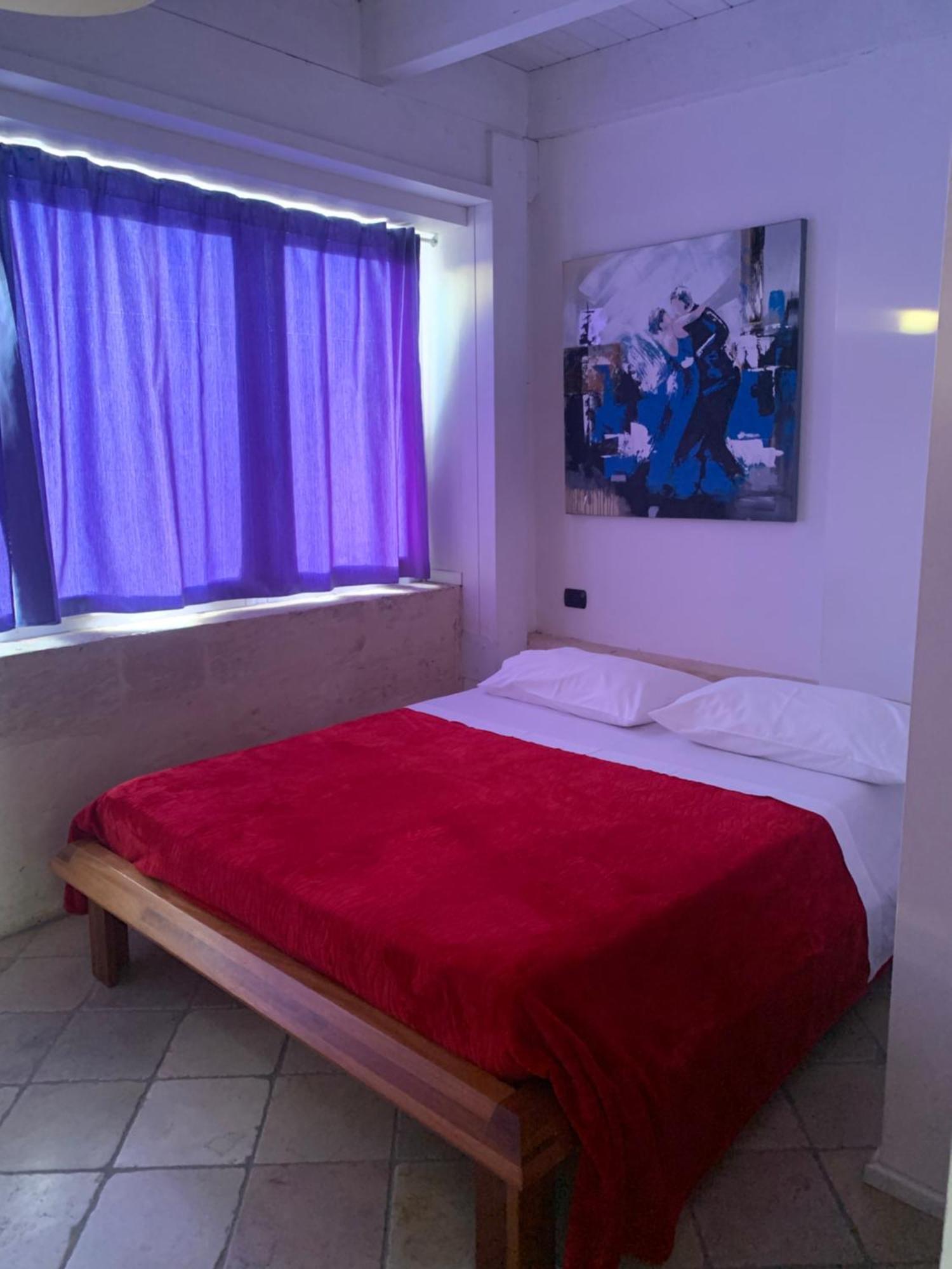 Le Tre Civette Bed & Breakfast Лече Екстериор снимка
