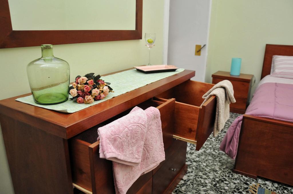 Le Tre Civette Bed & Breakfast Лече Екстериор снимка