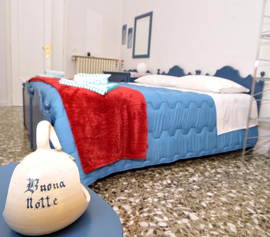 Le Tre Civette Bed & Breakfast Лече Екстериор снимка
